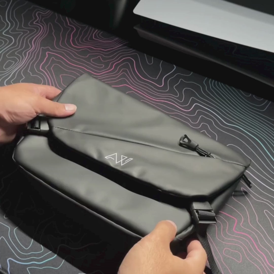 AW Men's Messenger Bag video-All Weather Selvedge